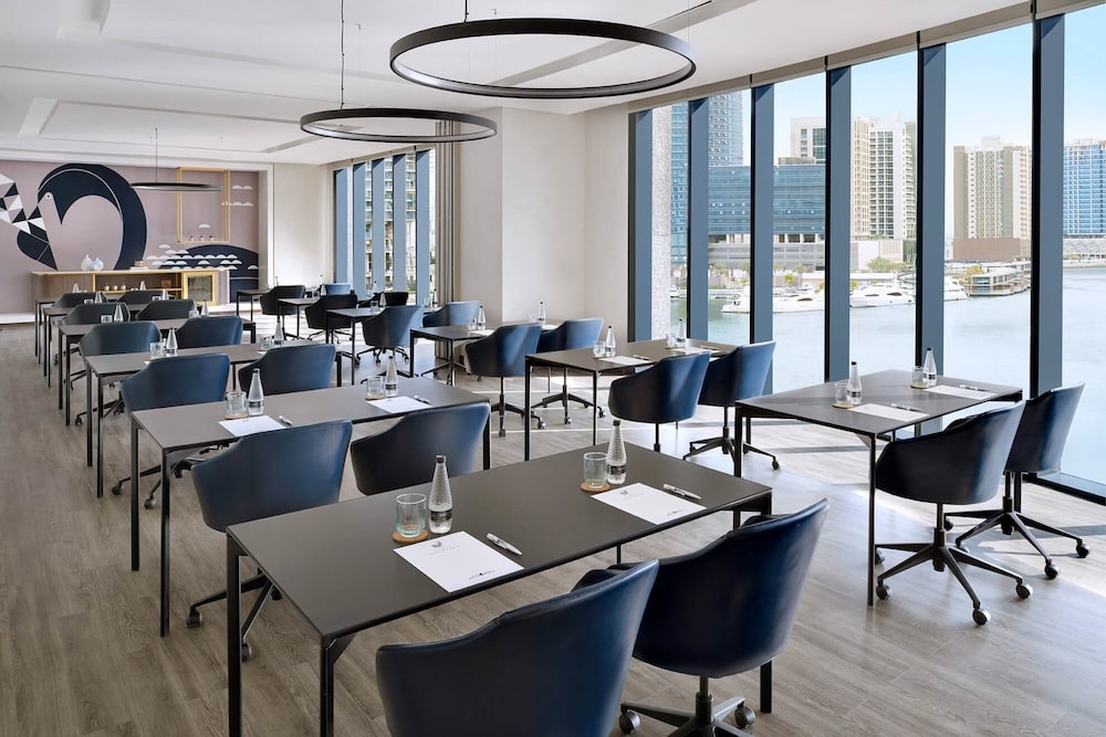 Hotel Indigo Dubai Downtown by IHG