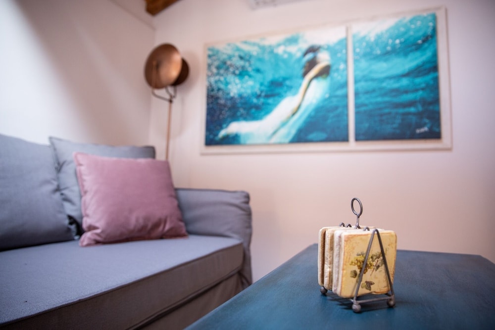 Camara Suites