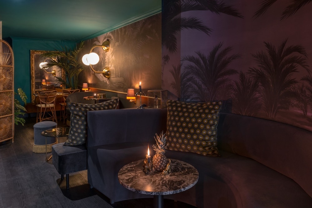 Porto Kea Suites