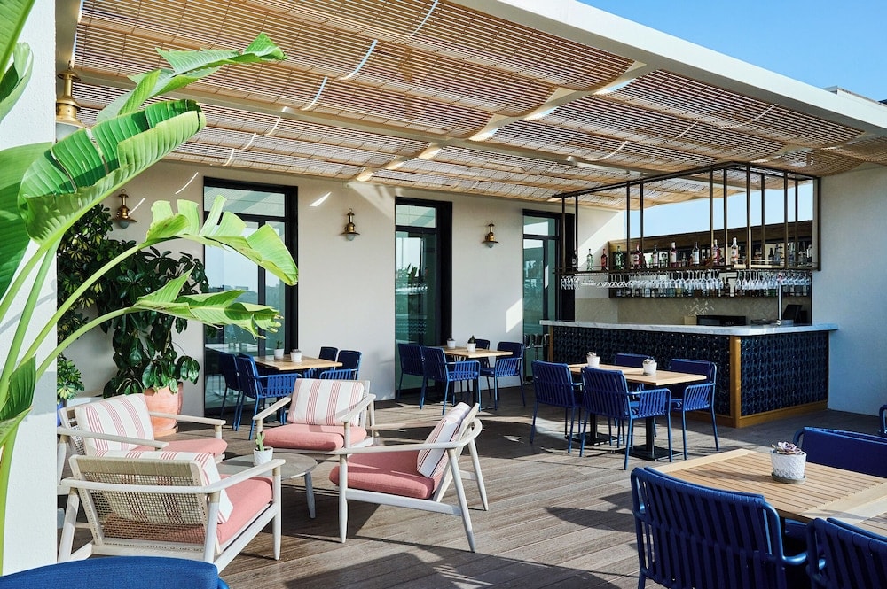 H10 Port Vell