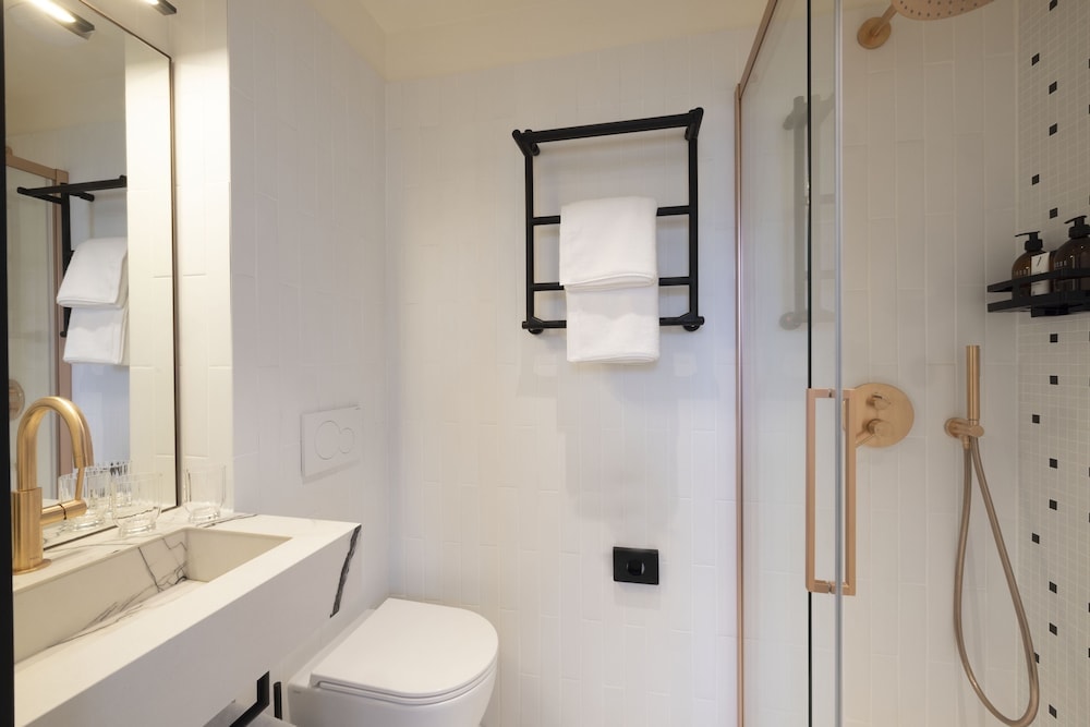 Alberte Hotel