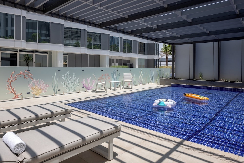Holiday Inn Dubai Business Bay by IHG