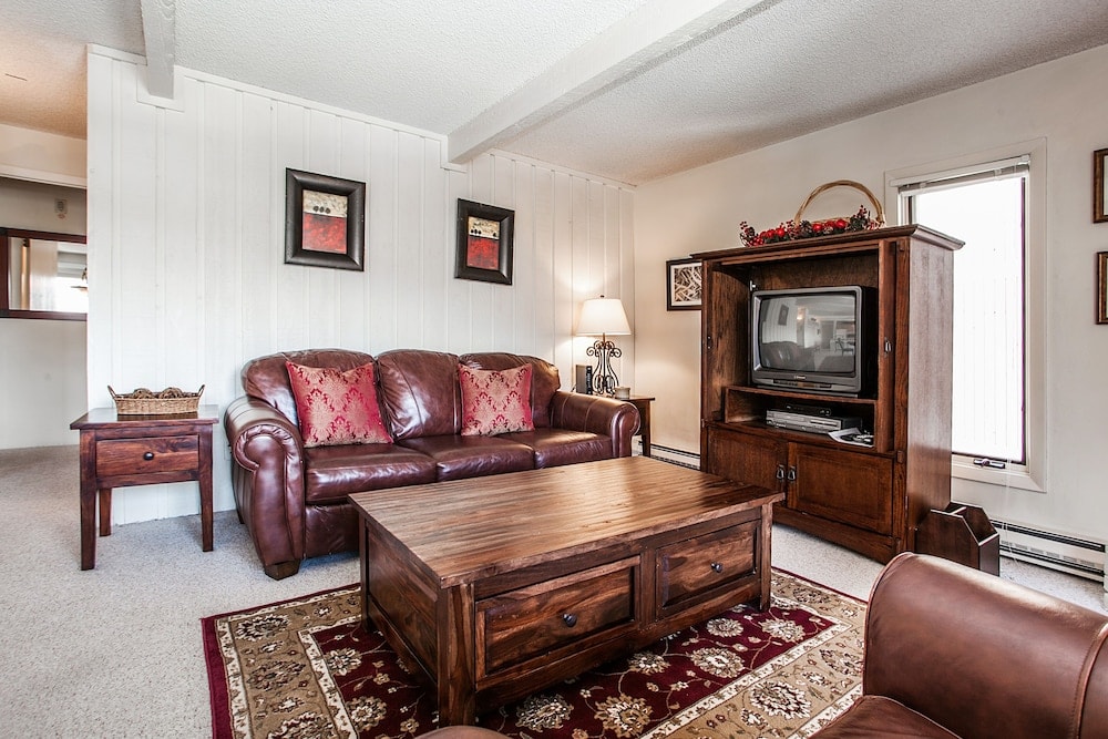 Woodbridge Condos by Snowmass Vacations