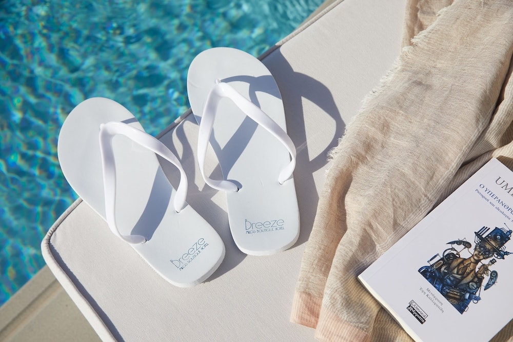 Milos Breeze Boutique Hotel