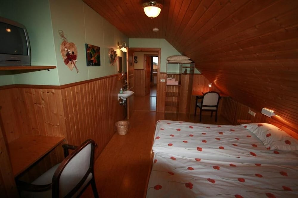 Arnanes Country Hotel