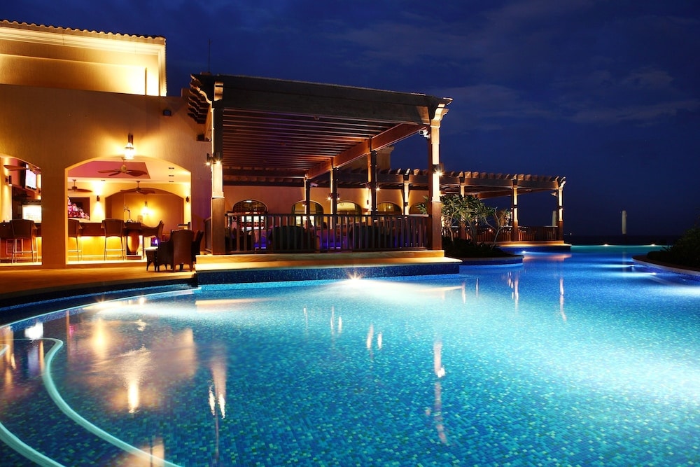 Desert Islands Resort & Spa by Anantara