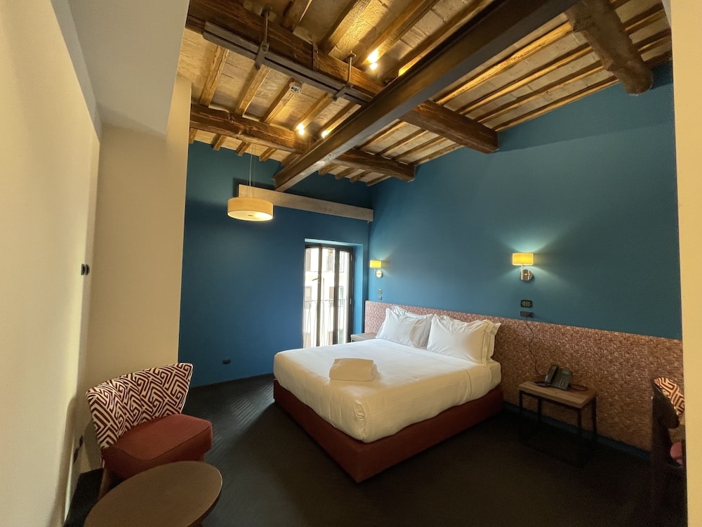 Passpartout Boutique Palace
