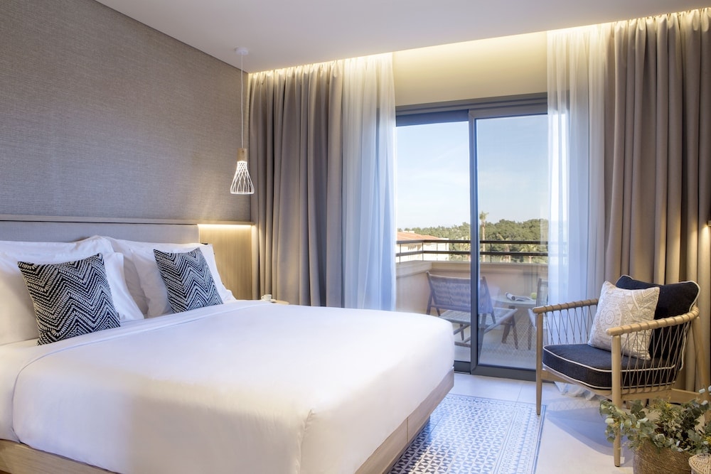 Cora Hotel & Spa