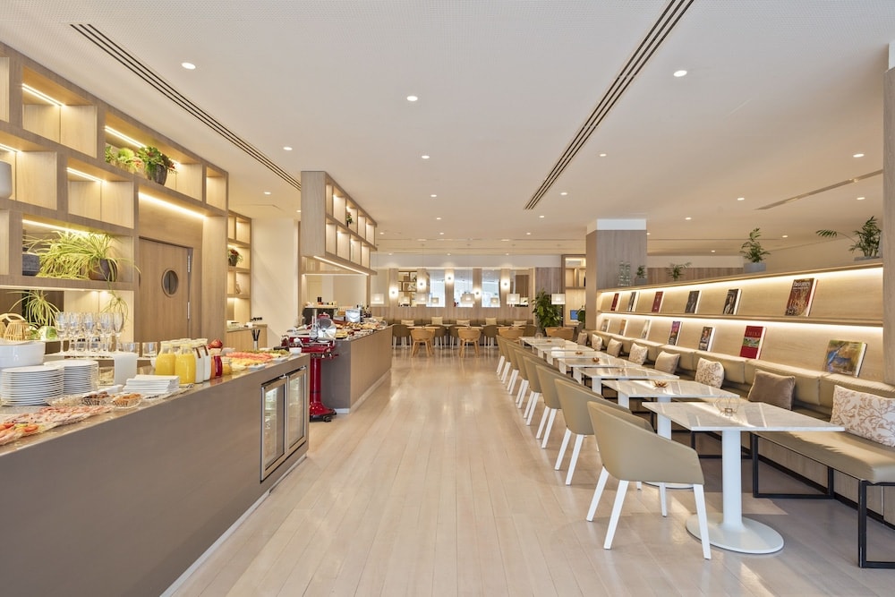 The Level at Melia Sevilla