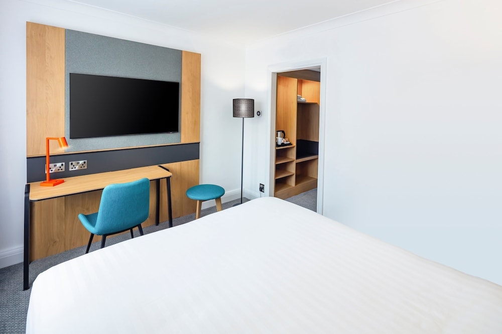 Holiday Inn Gloucester-Cheltenham by IHG