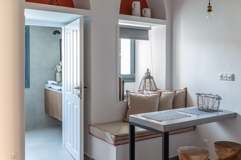 Camara Suites