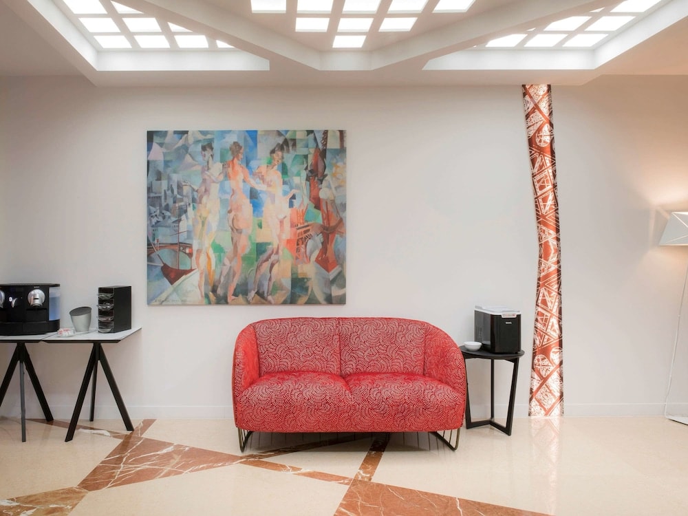 Hôtel Mercure Paris Pont de Levallois Neuilly