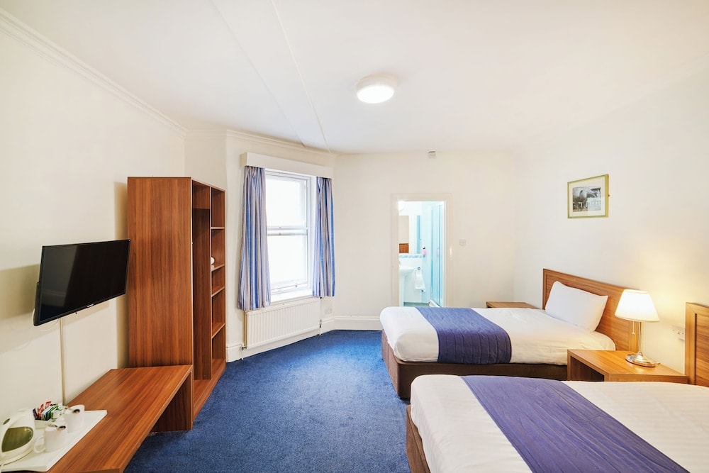 Discovery Inn Hotel