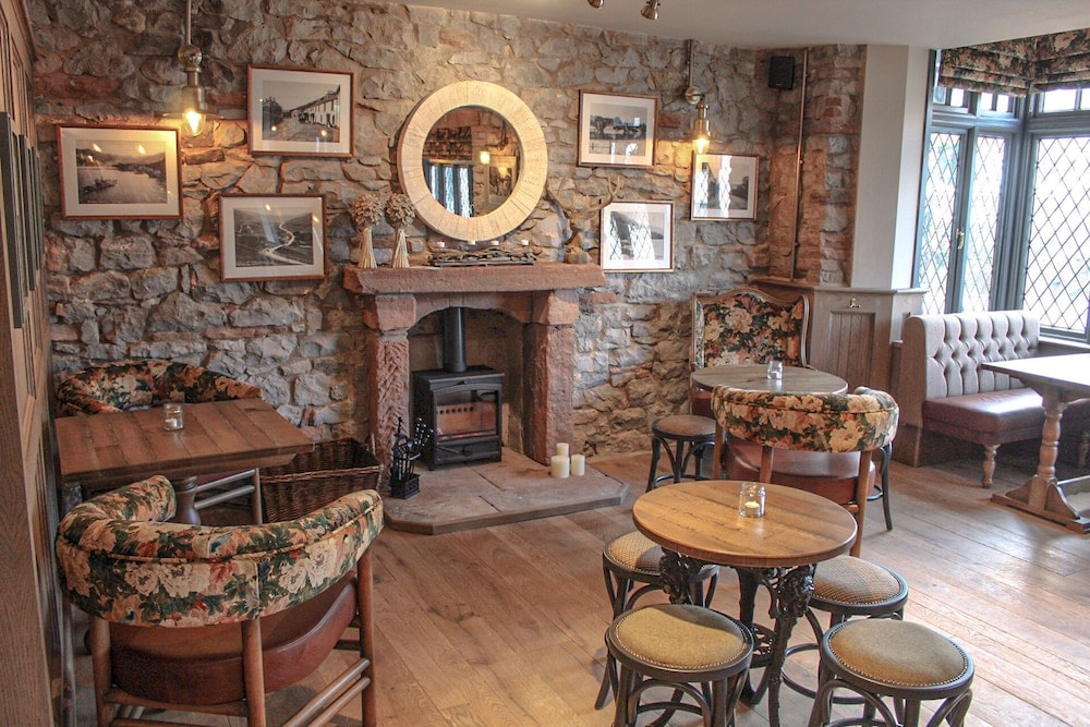 Pooley Bridge Inn