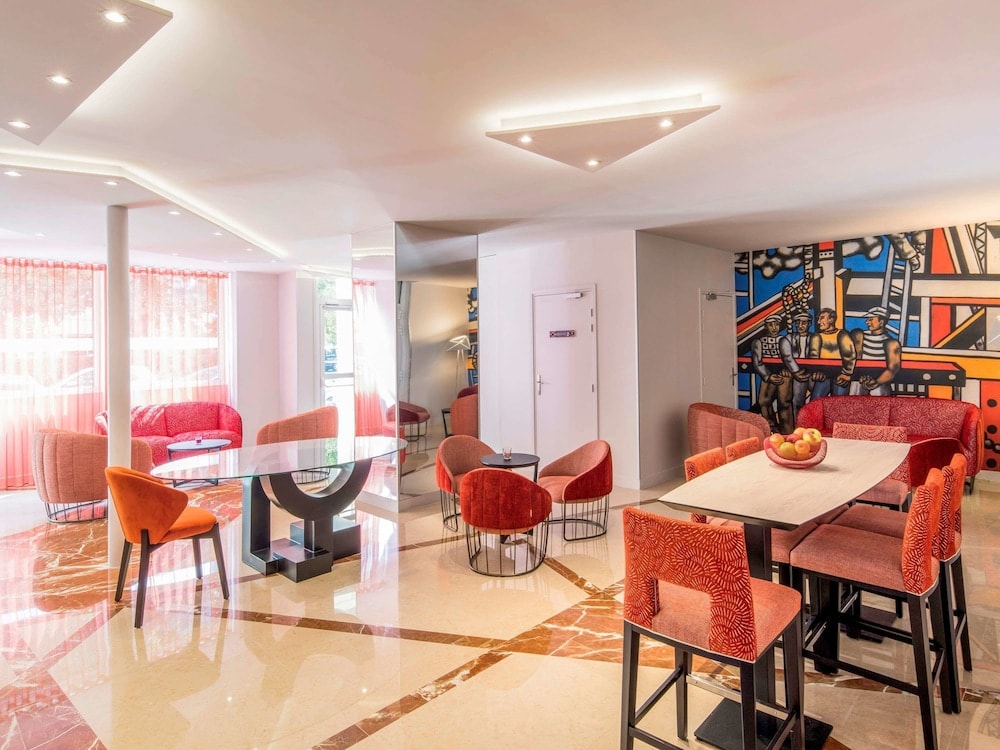 Hôtel Mercure Paris Pont de Levallois Neuilly