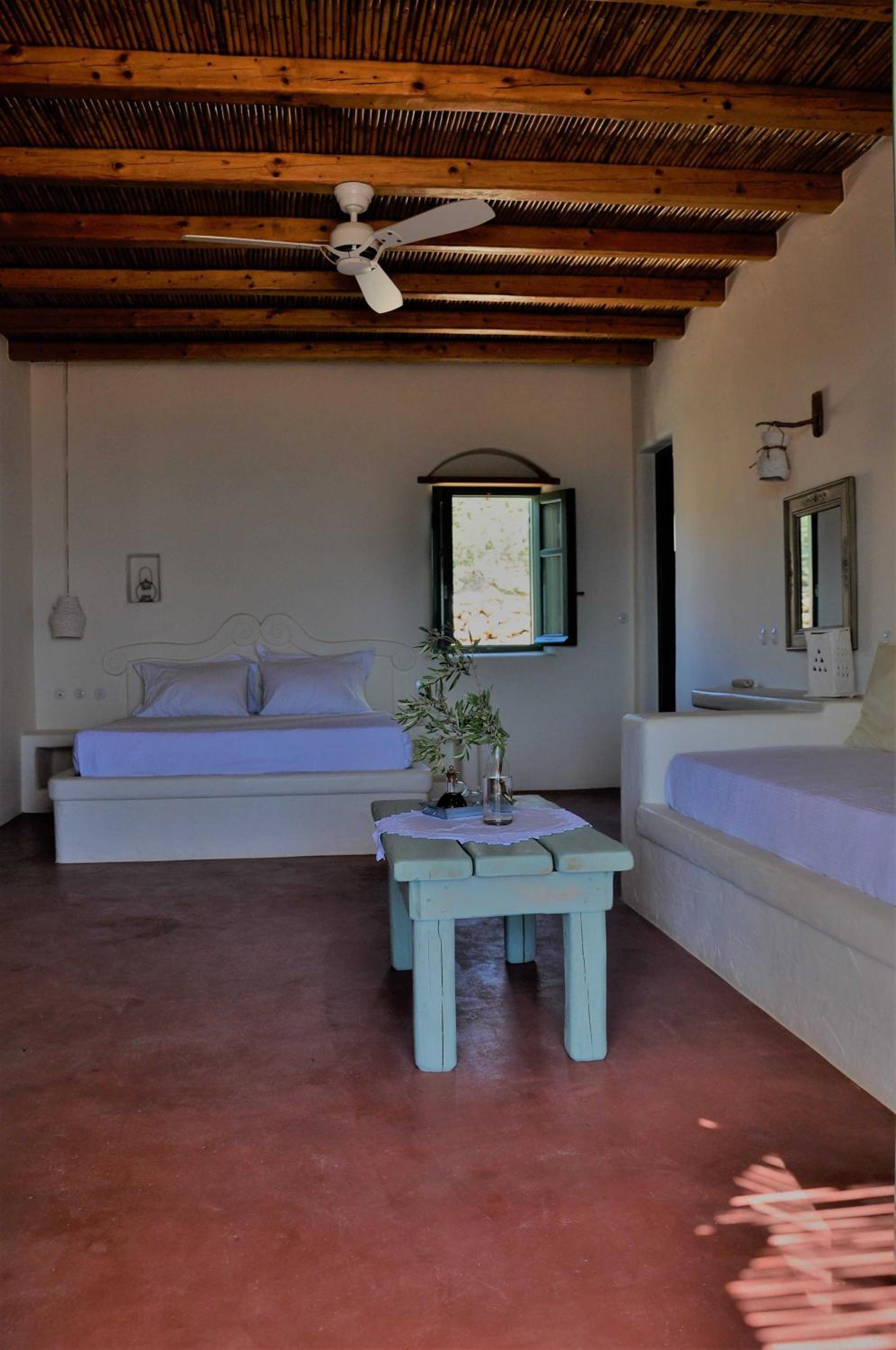 Pambelos Lodge