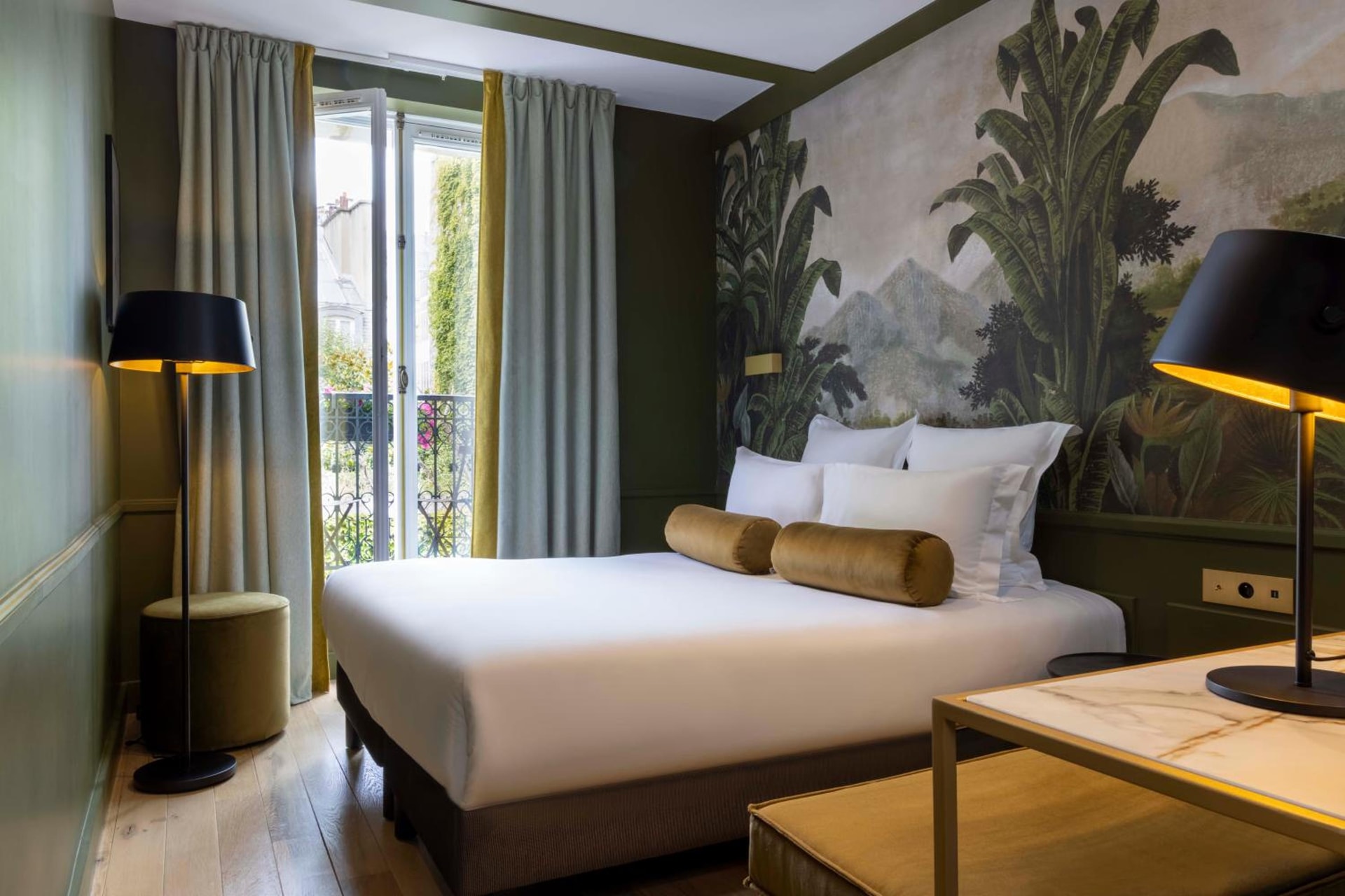 hotel room