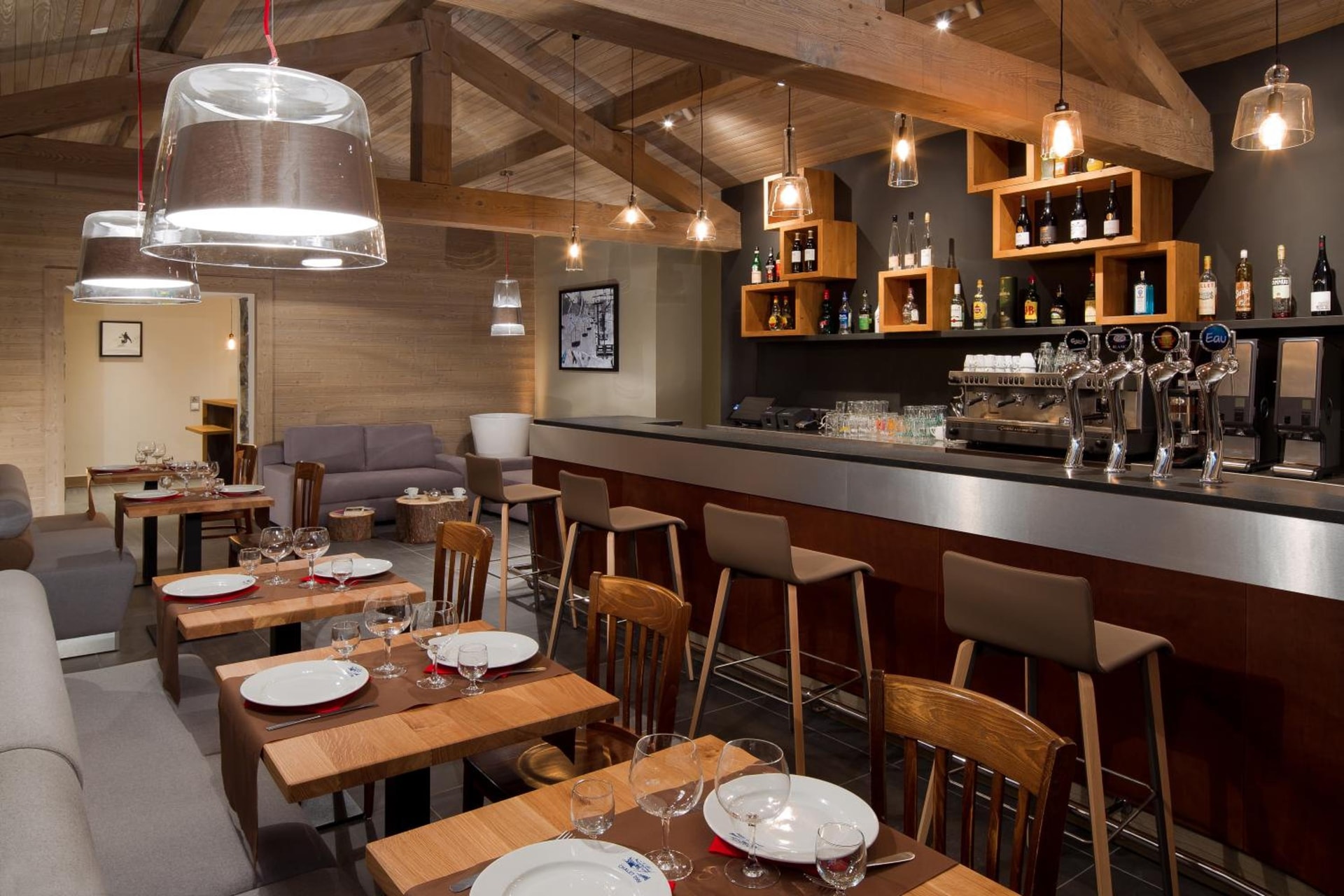 restaurant