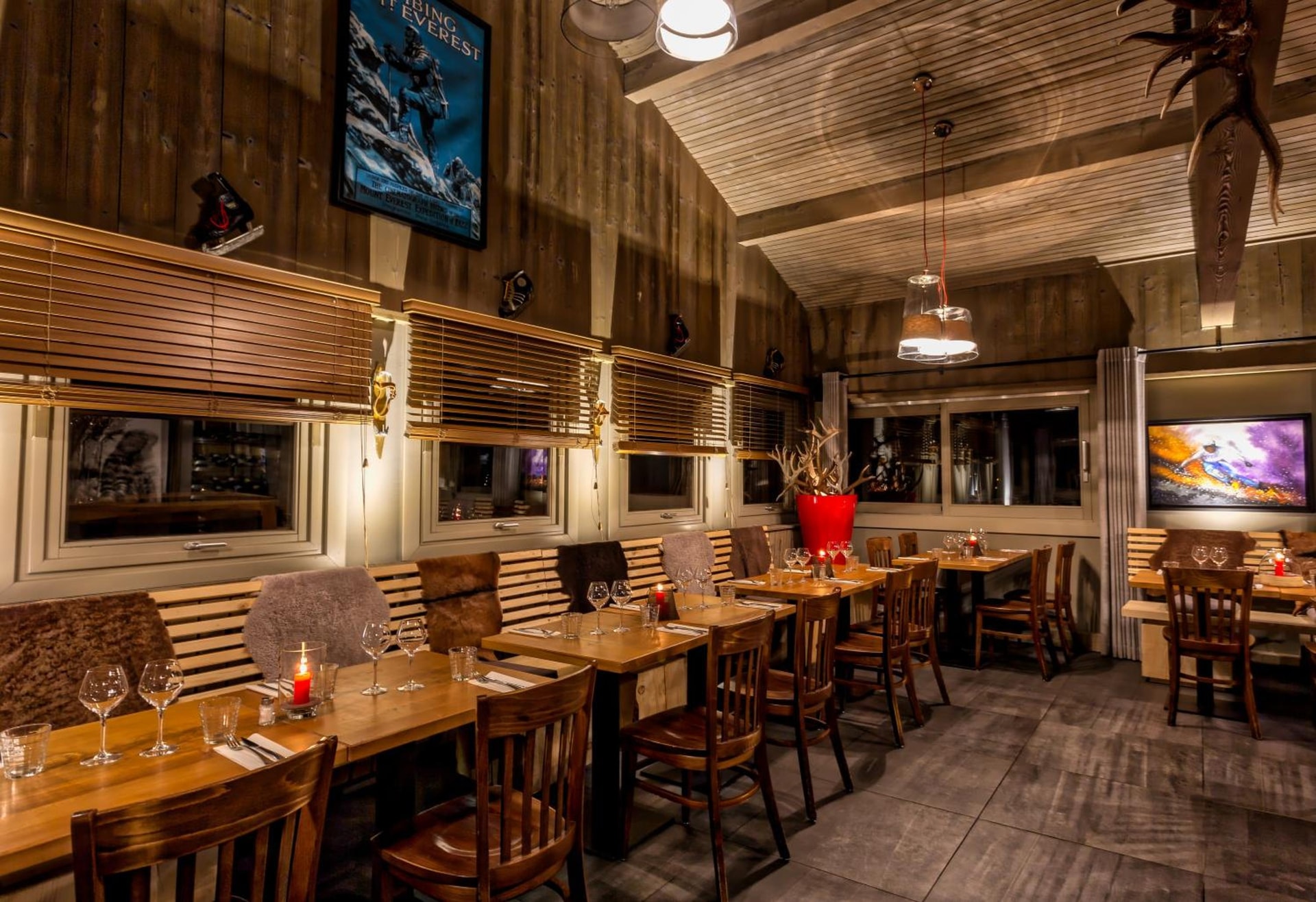 restaurant