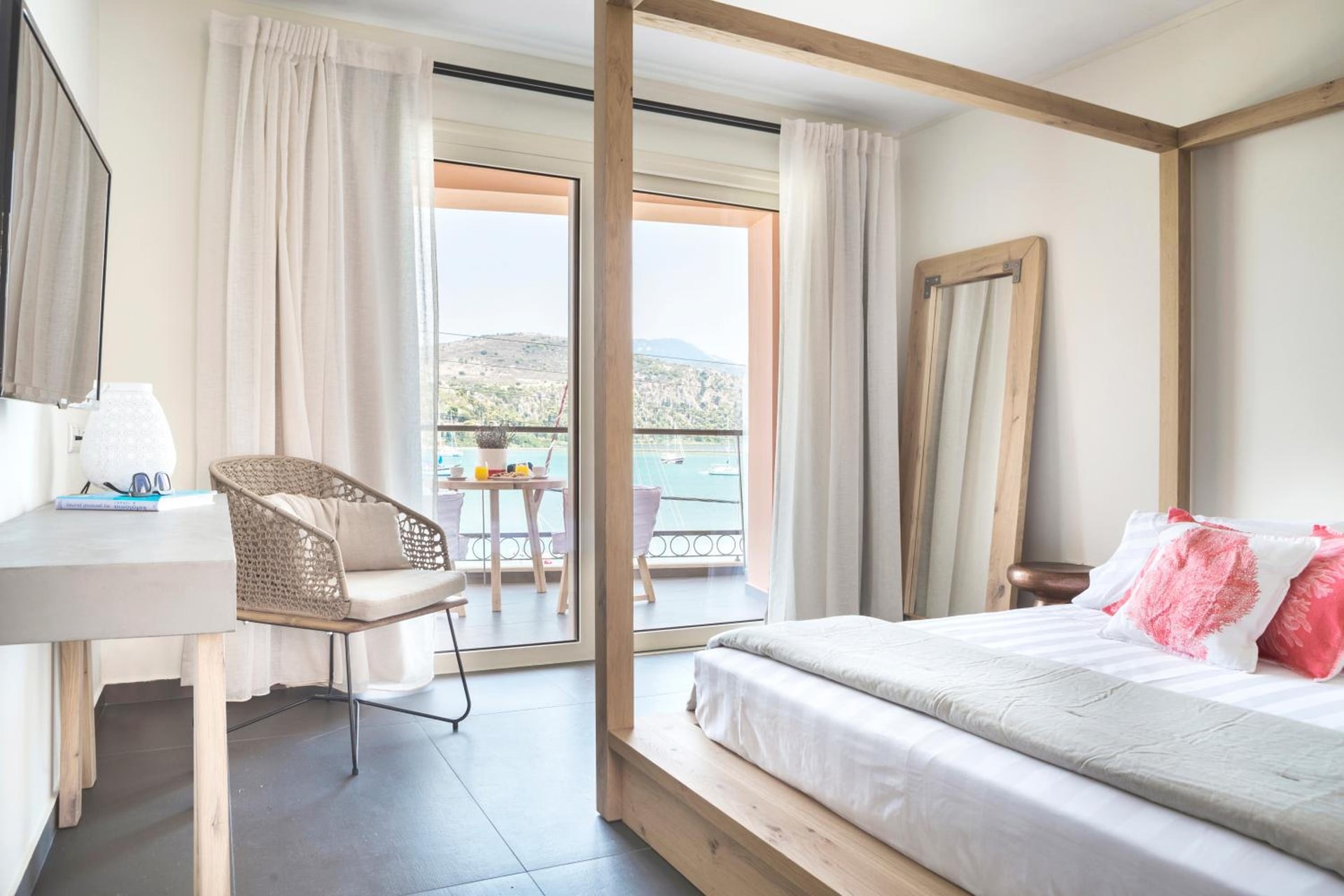 Argostoli Marina Suites