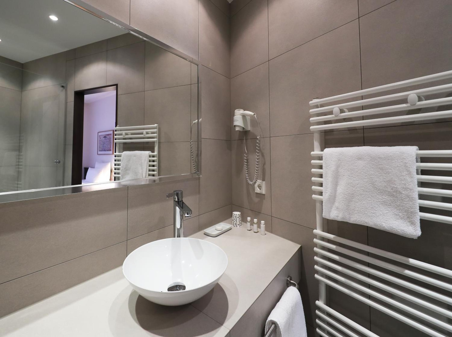 MOMA1890 Boutique Hotel