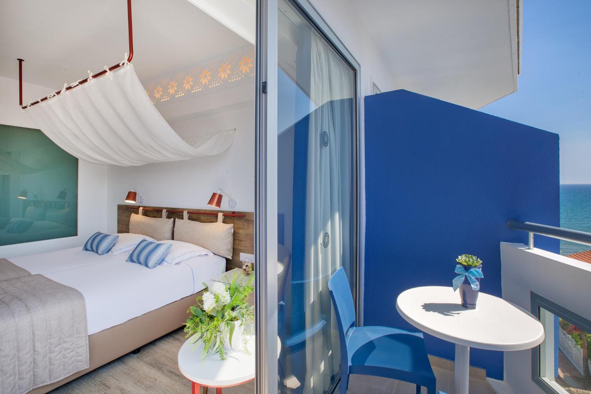 Lordos Beach Hotel & Spa