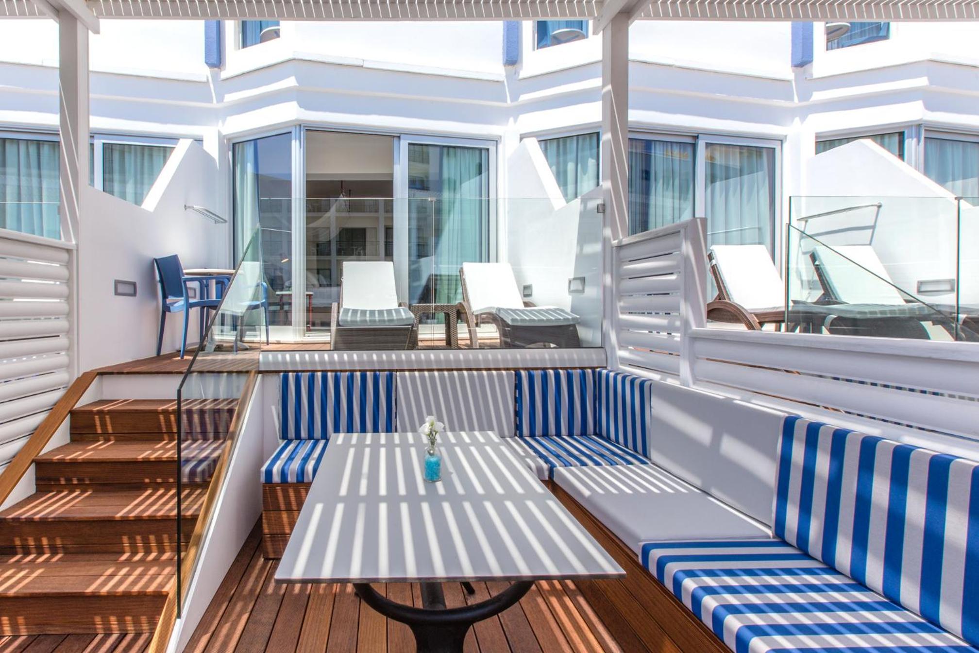 Lordos Beach Hotel & Spa