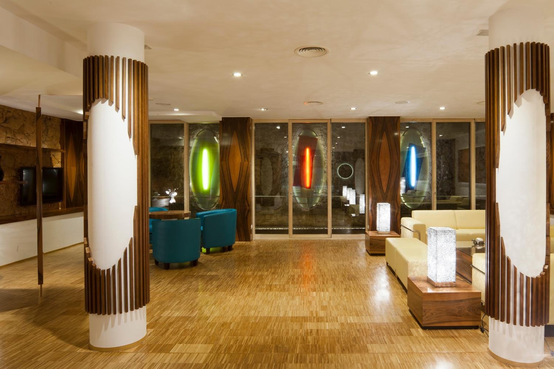 Ako Suite Hotel