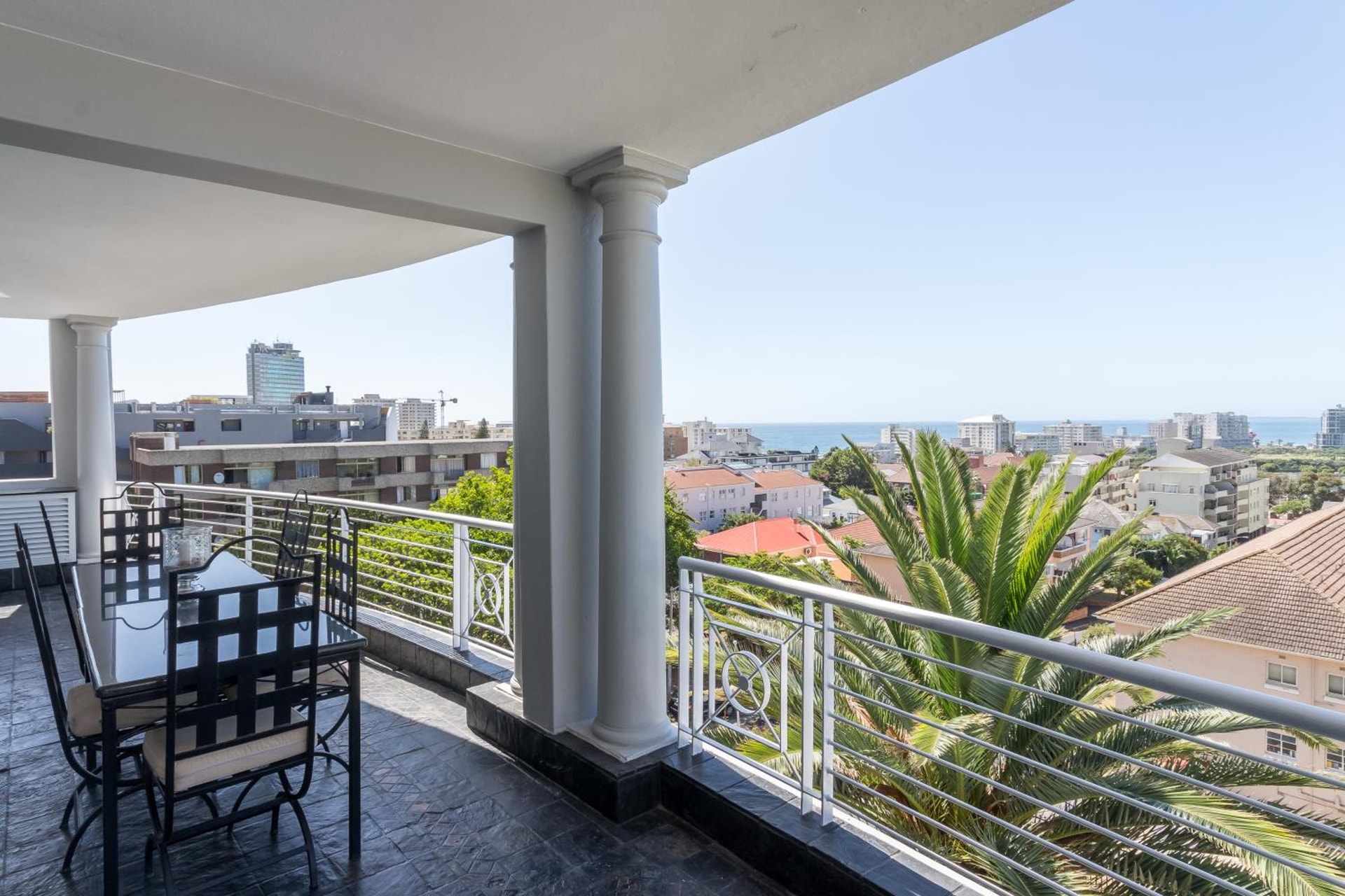 Romney Park Luxury Apartments by The Stay Collection