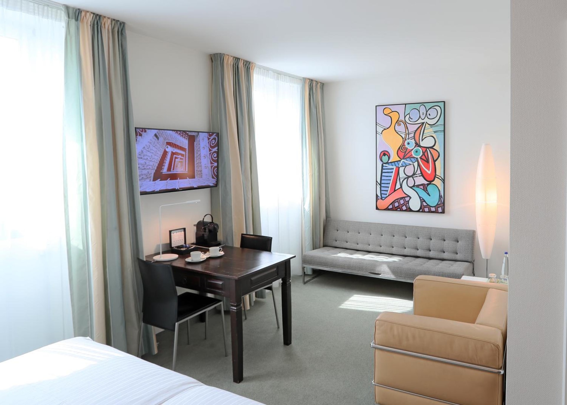 MOMA1890 Boutique Hotel