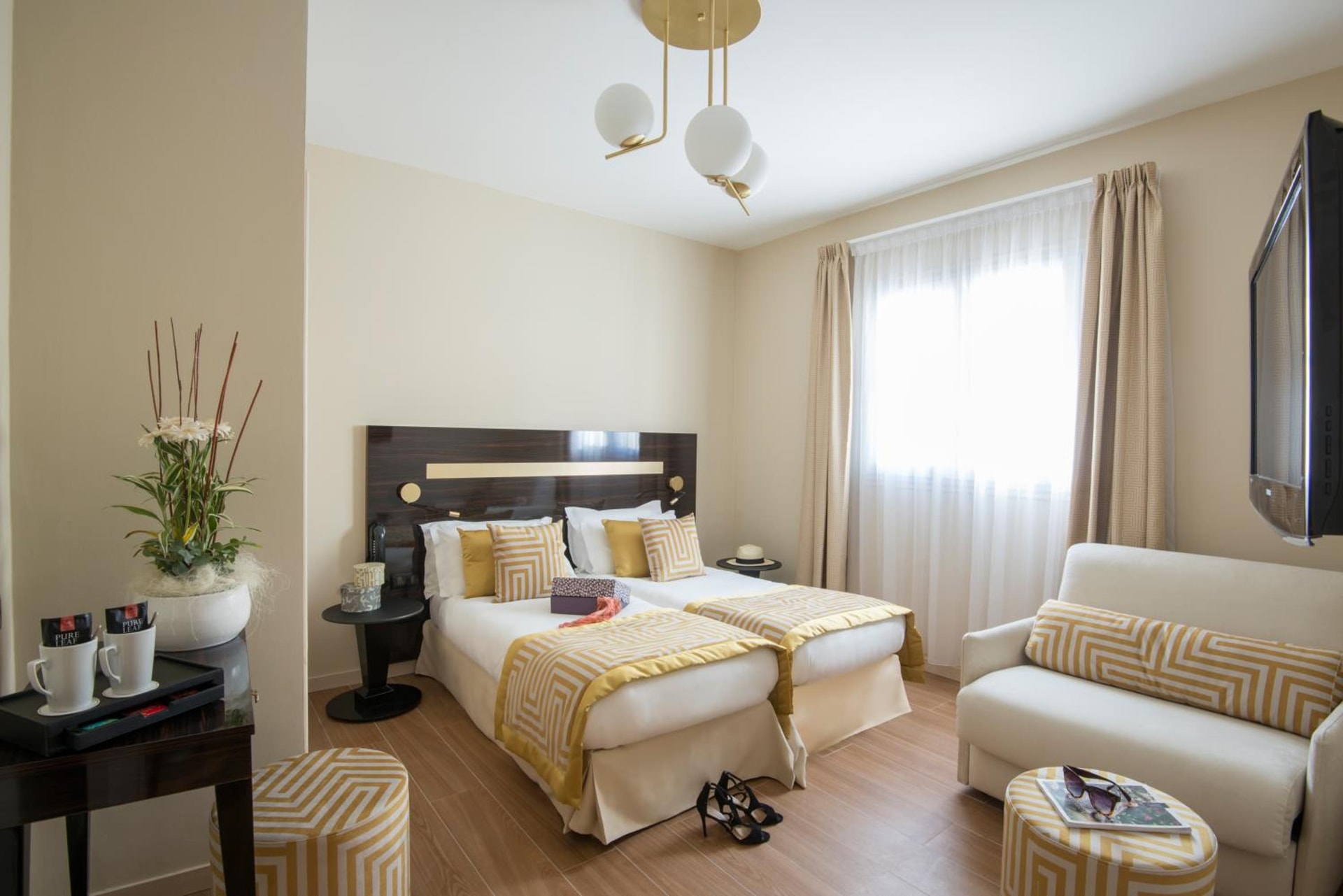 hotel room