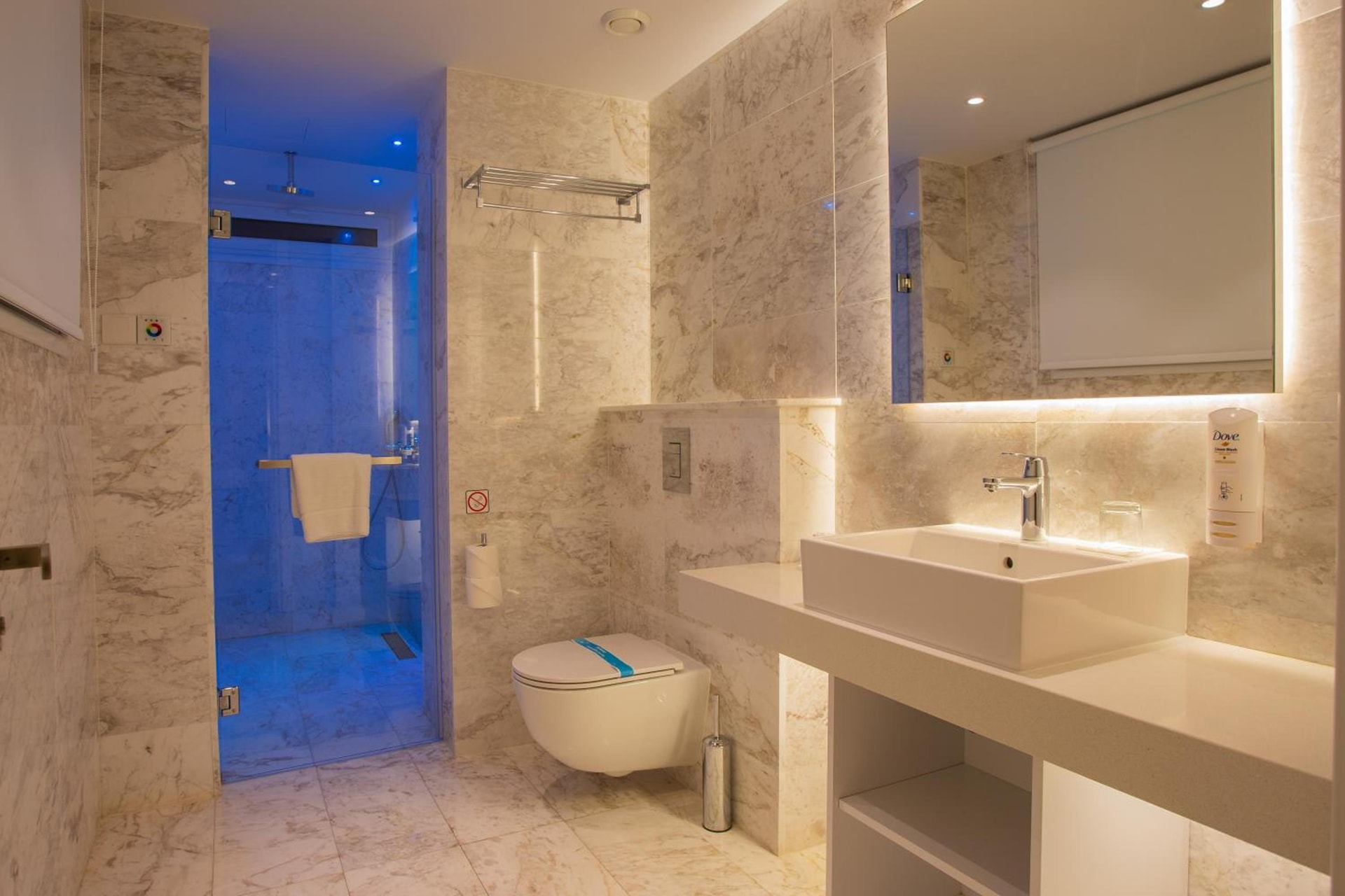 Hotel Napa Suites (Adults Only)