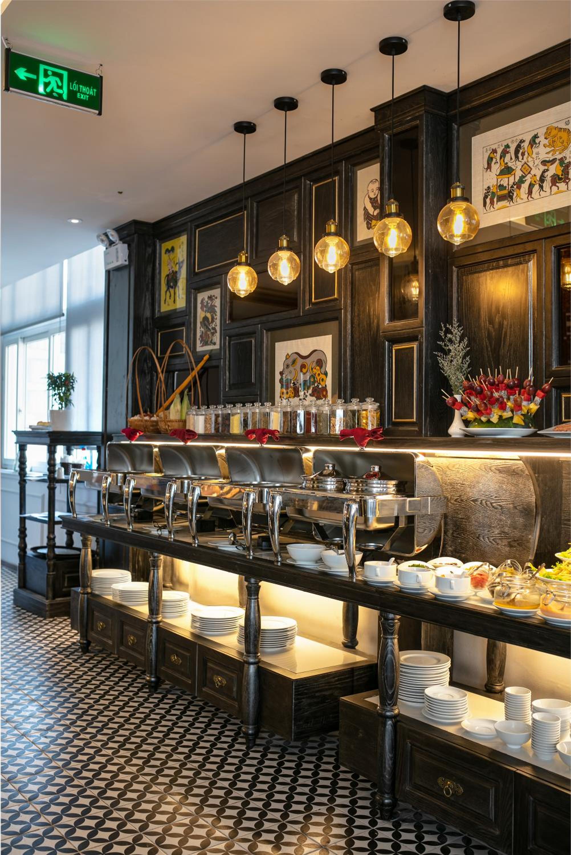 Shining Central Hotel & Spa