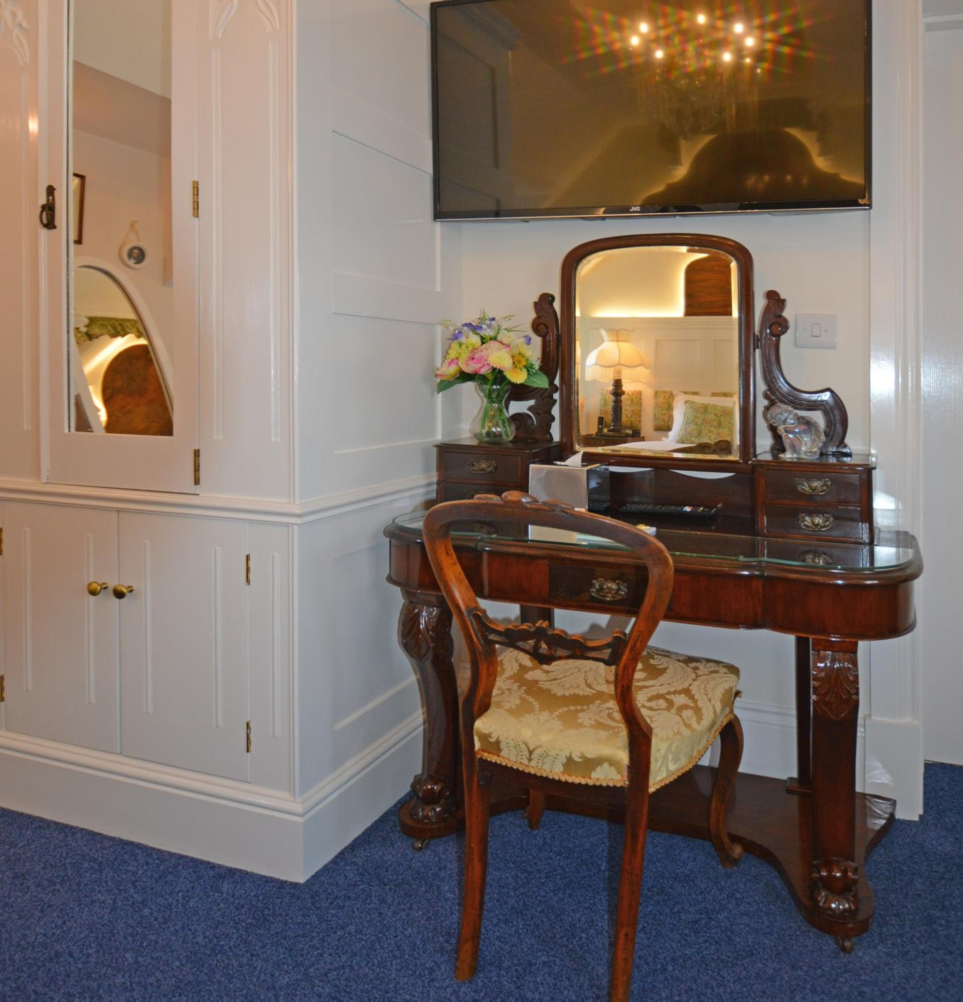 Haven Hall Hotel