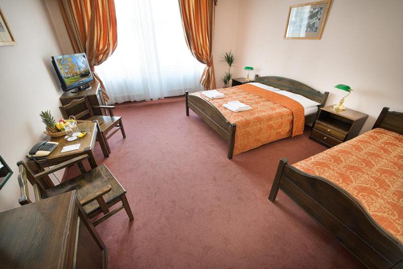 U Medvidku-Brewery Hotel