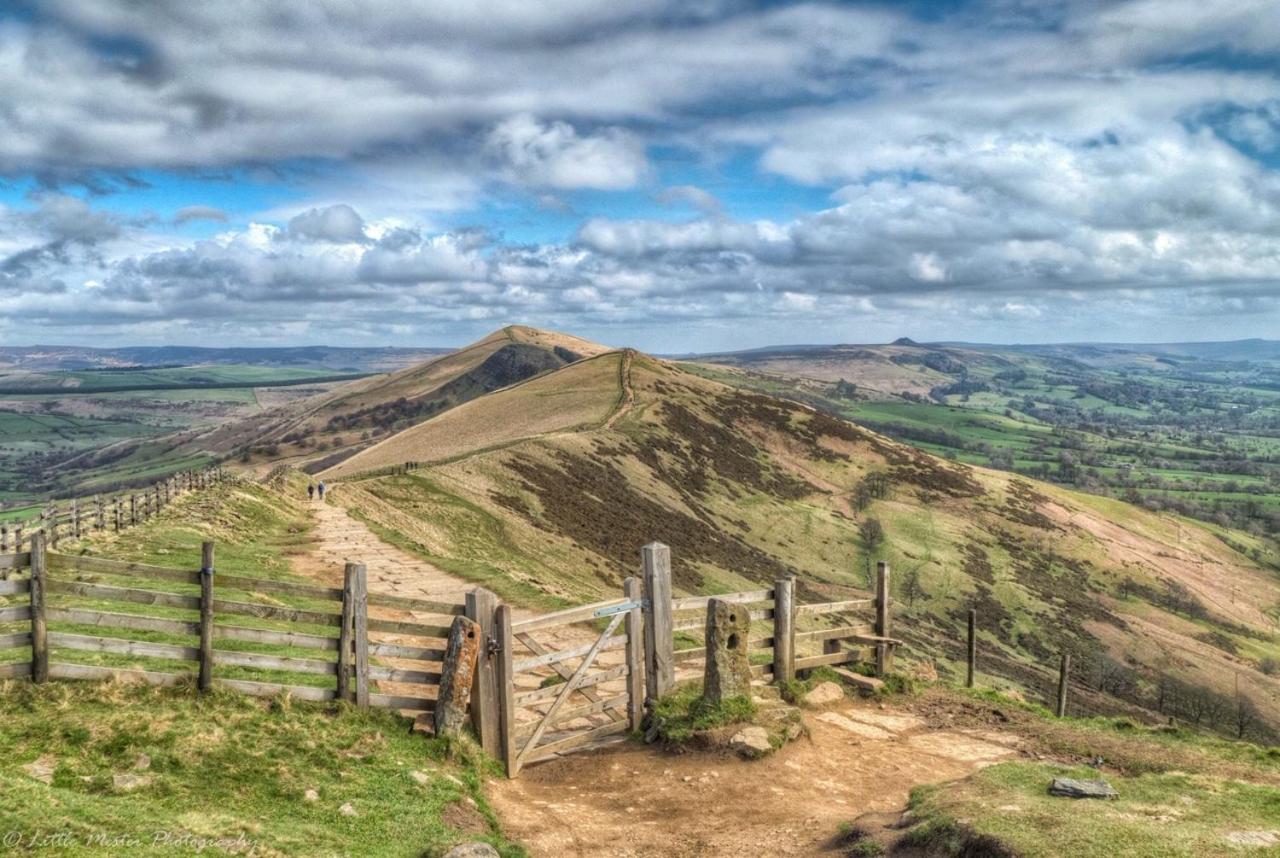 Dunscar Farm Bed & Breakfast