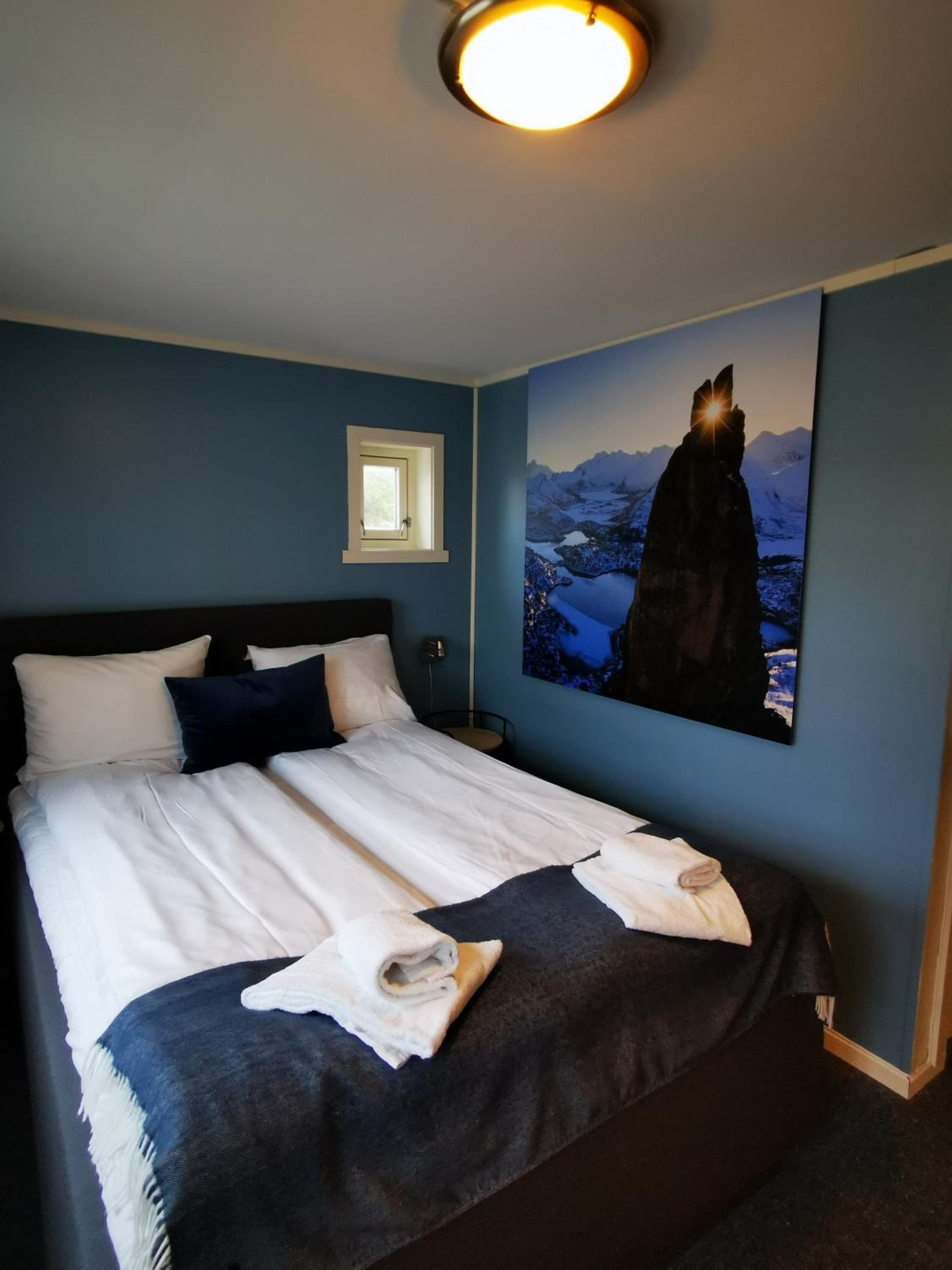 Henningsvær Guesthouse