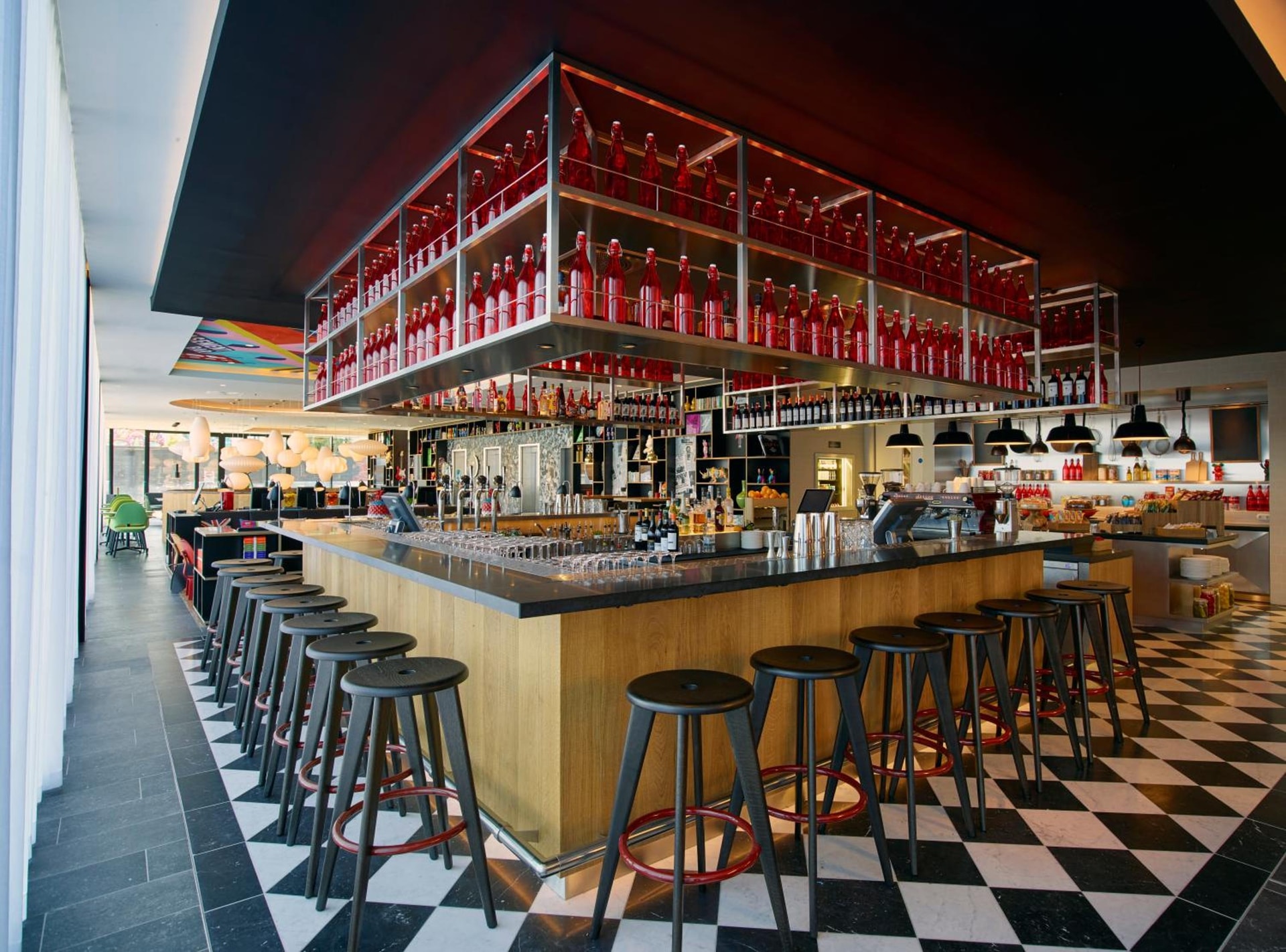 bar