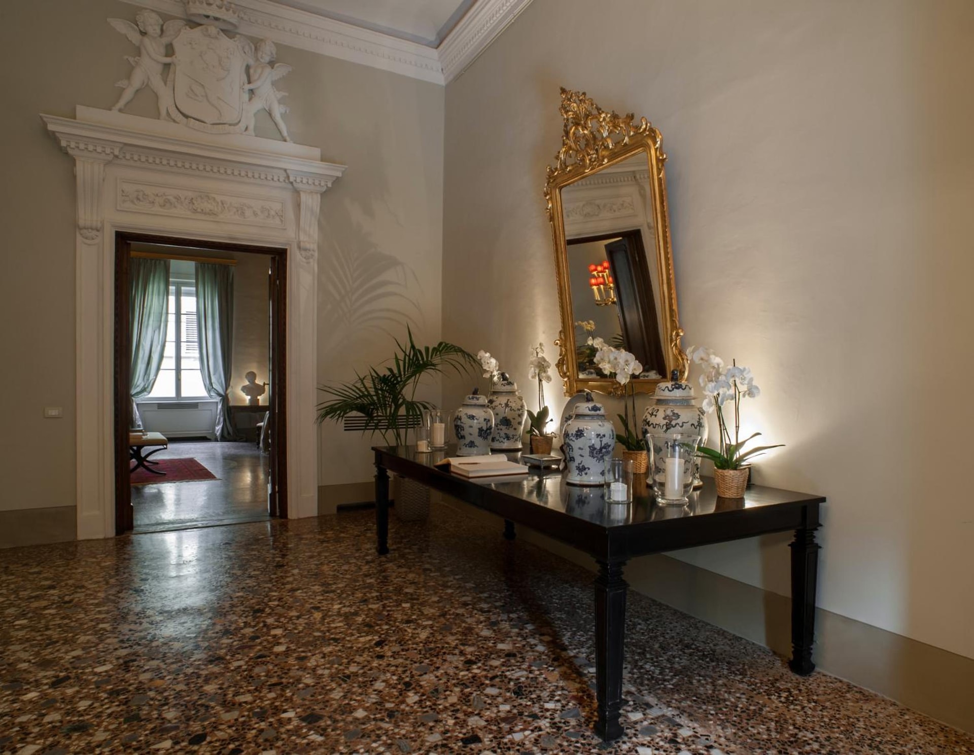 Al Palazzo del Marchese di Camugliano Residenza d'Epoca