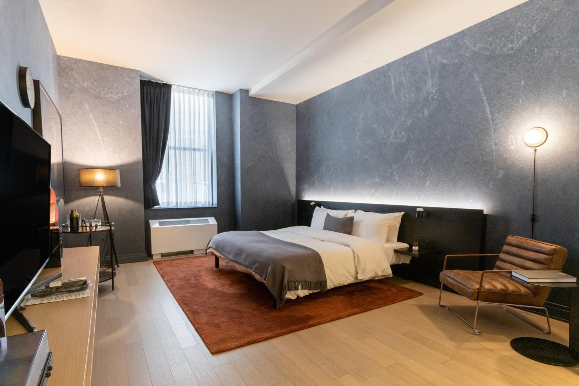 Mint House 70 Pine by Kasa