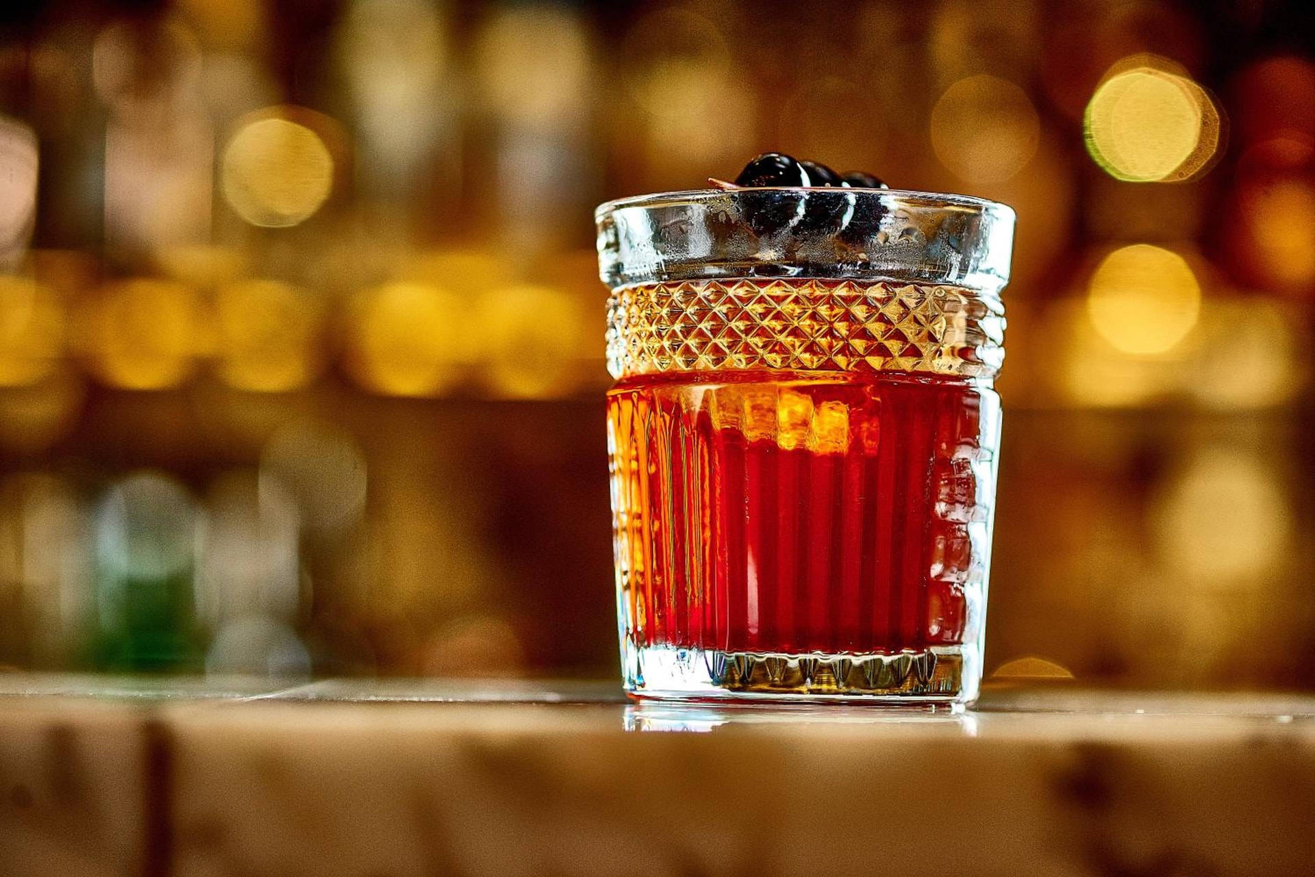 bar