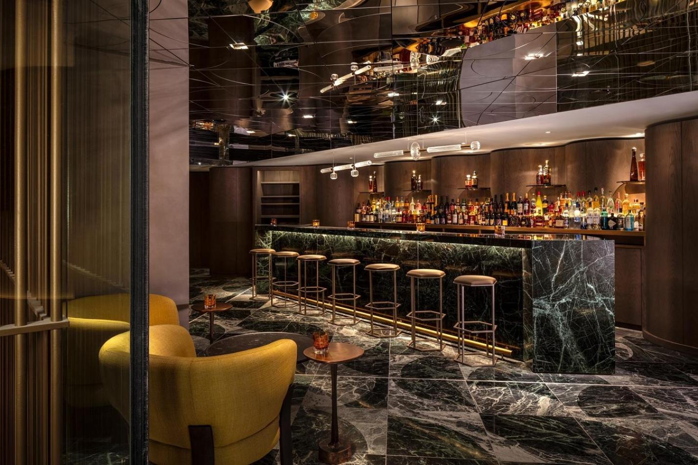 bar