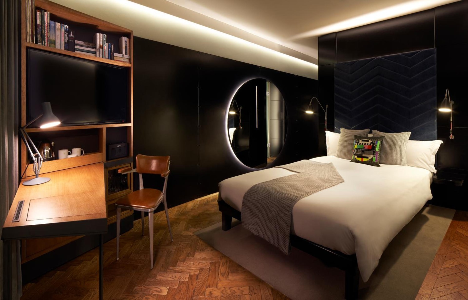 hotel room