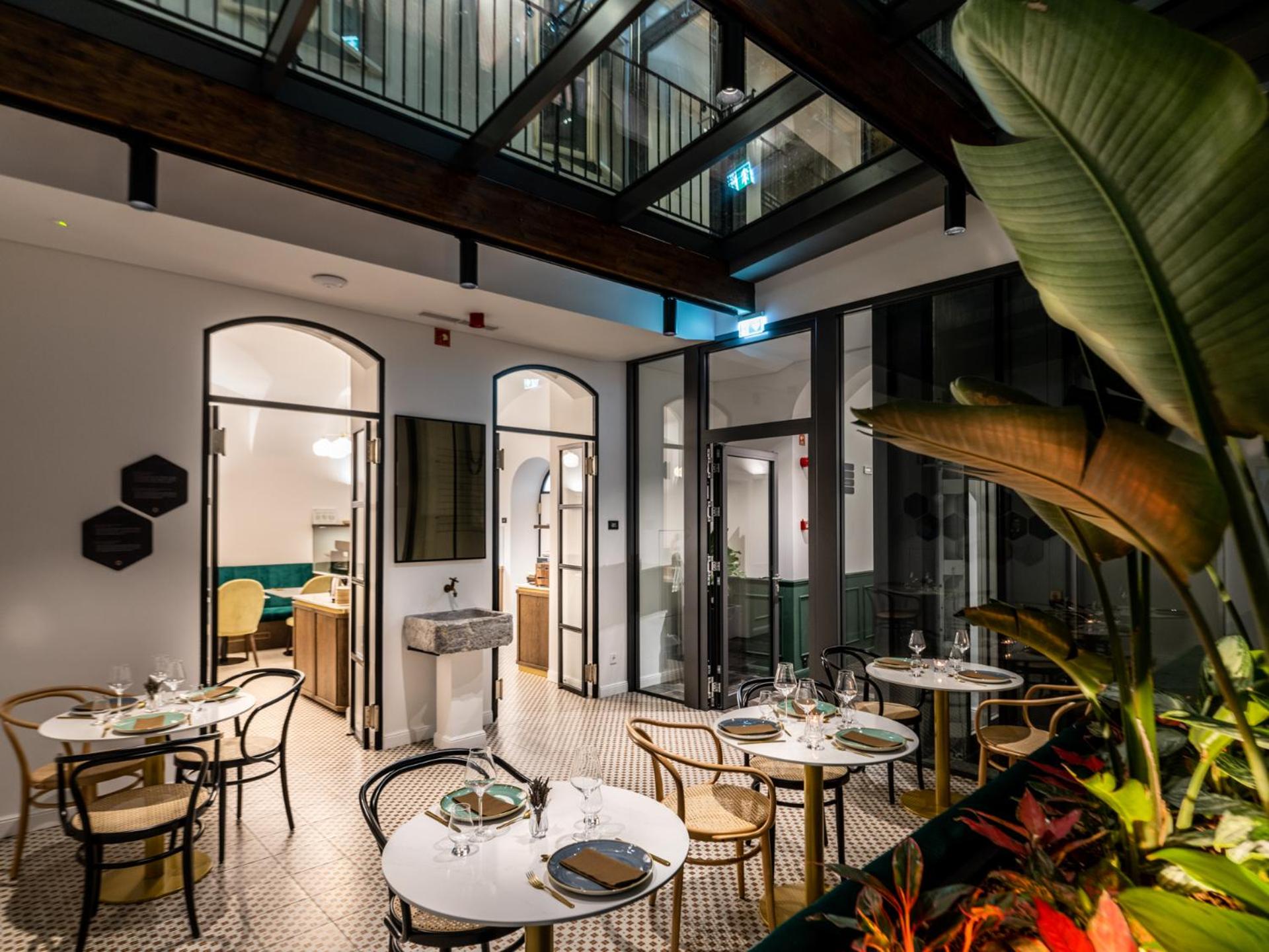 Hotel Heritage