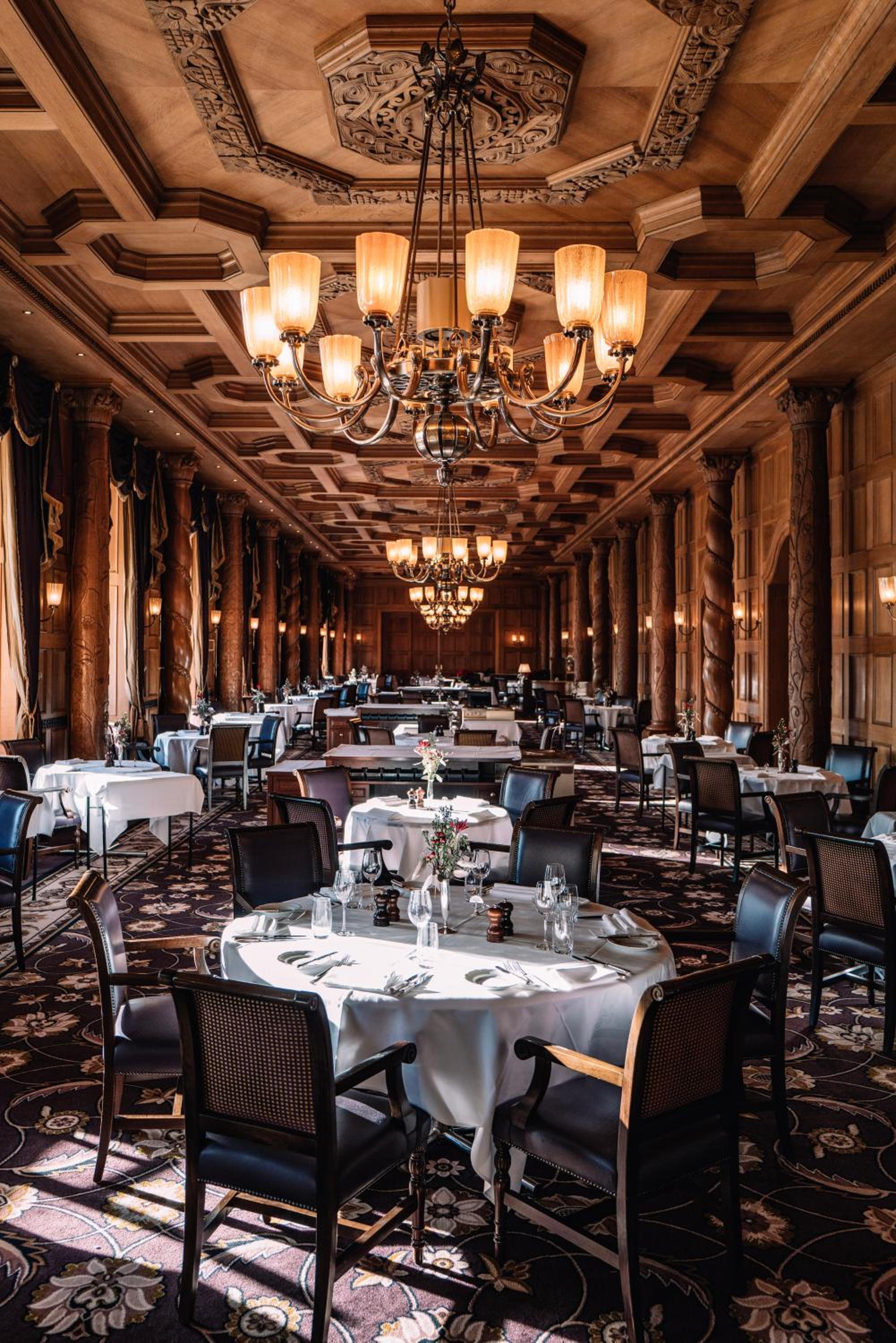 restaurant