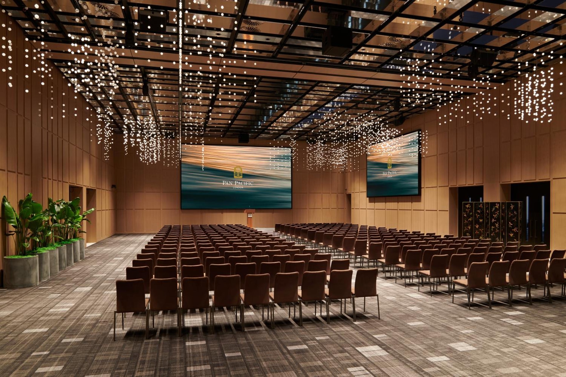 banquet hall