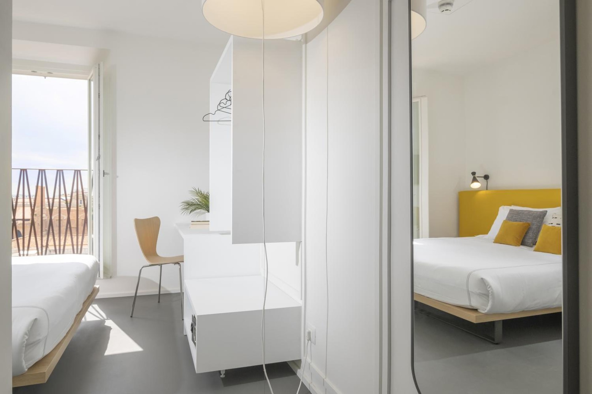 hotel room