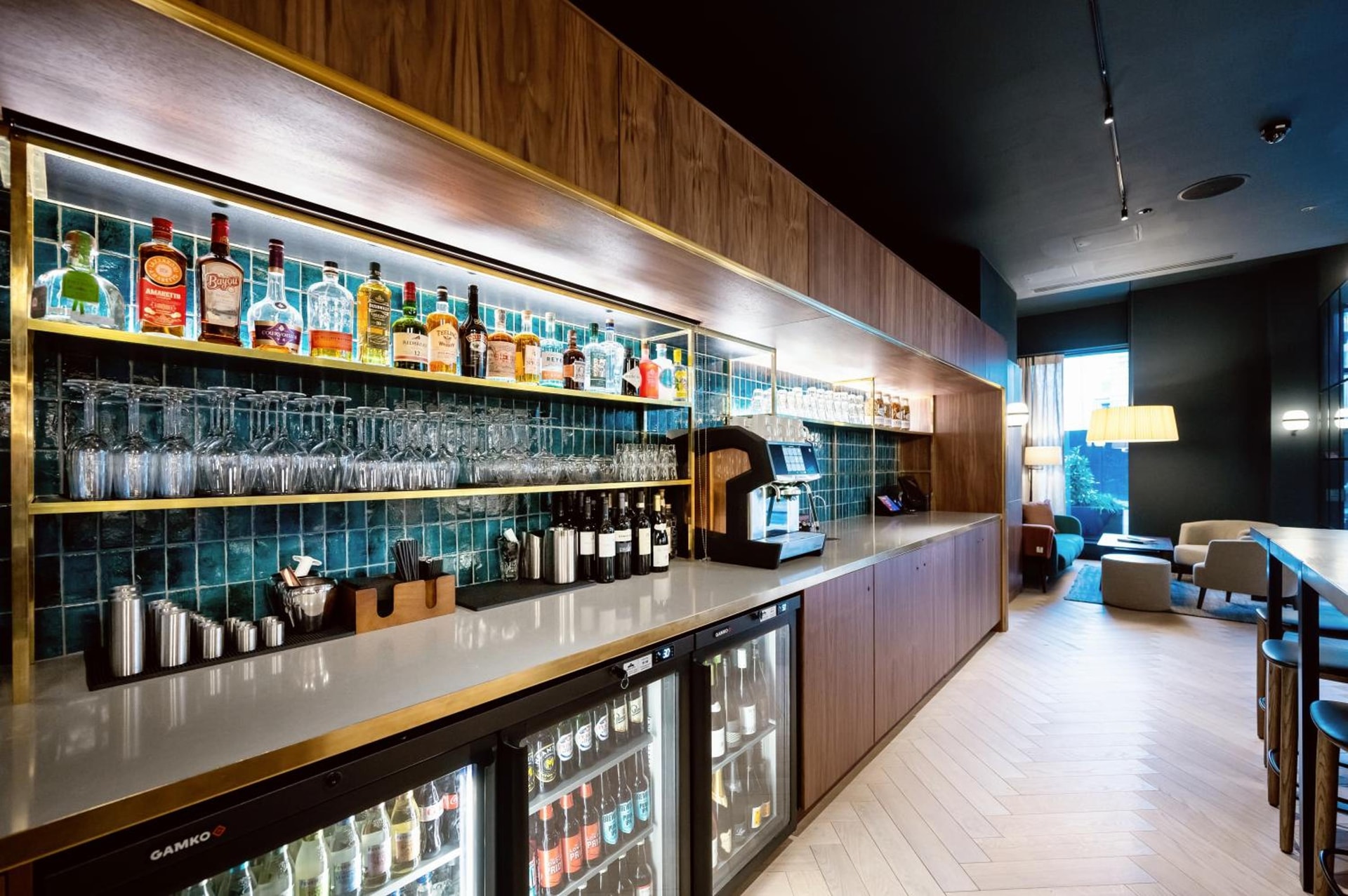bar