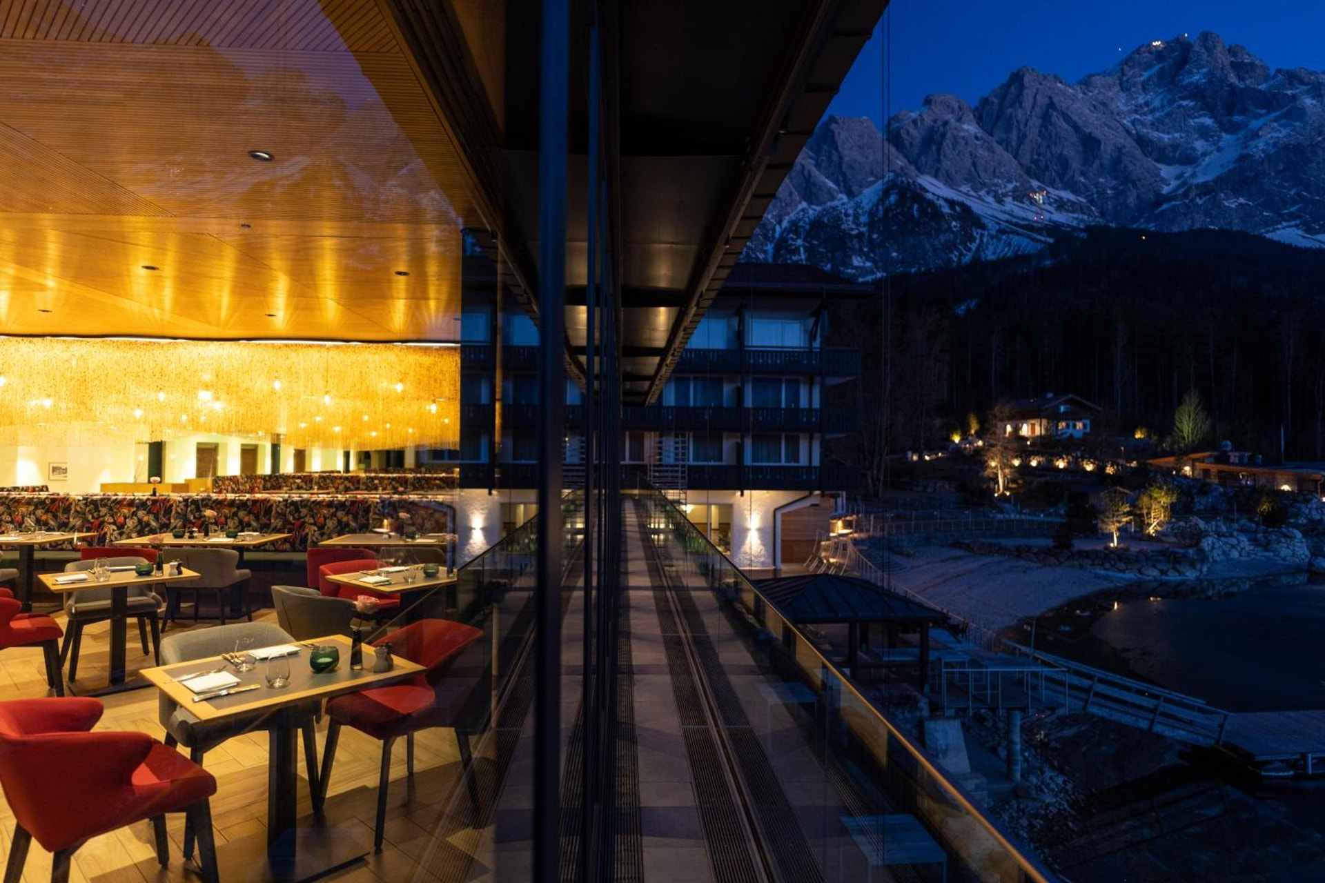 Eibsee Hotel