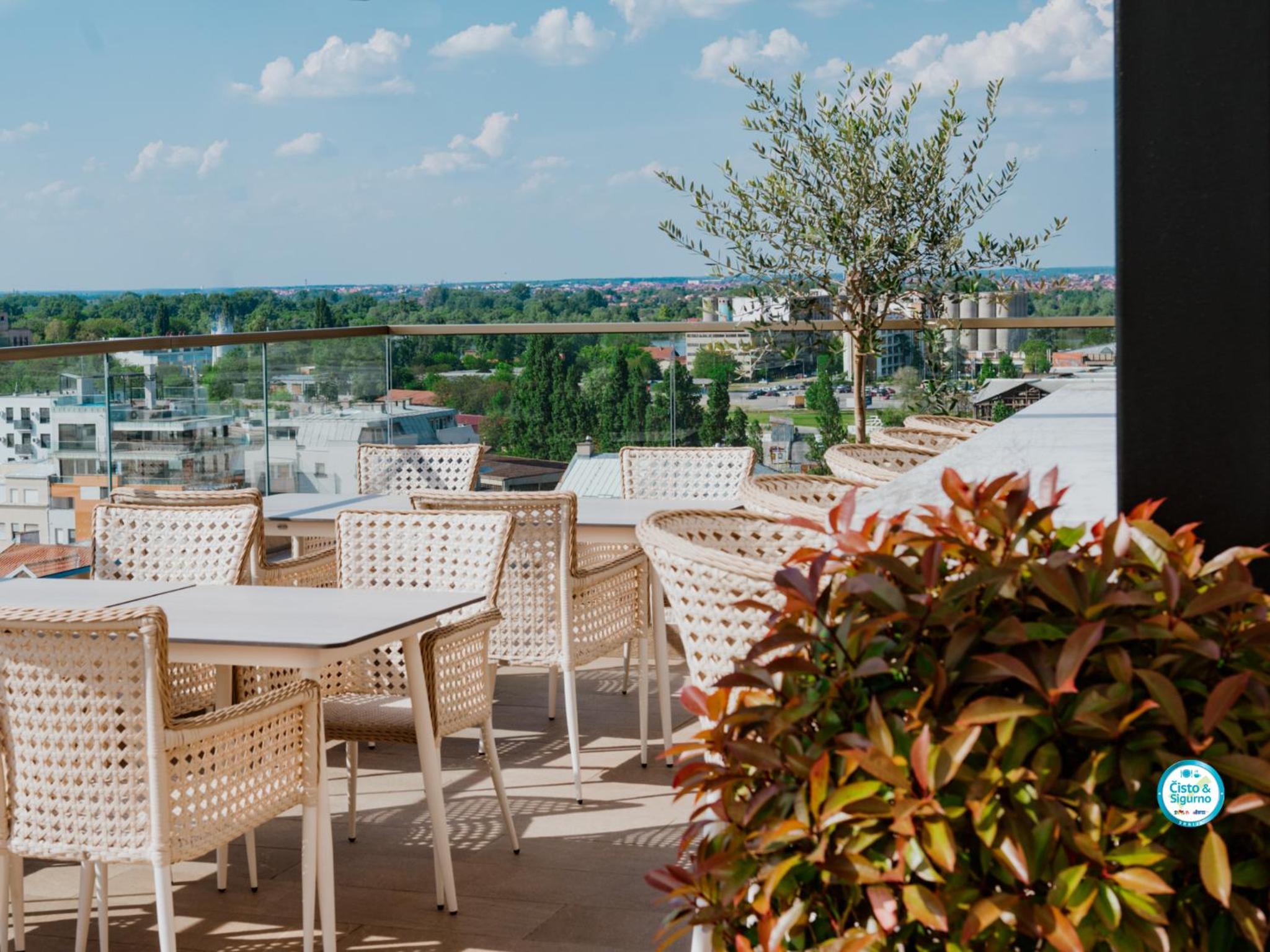 Prezident Palace Belgrade - Rooftop Pool & Spa Hotel